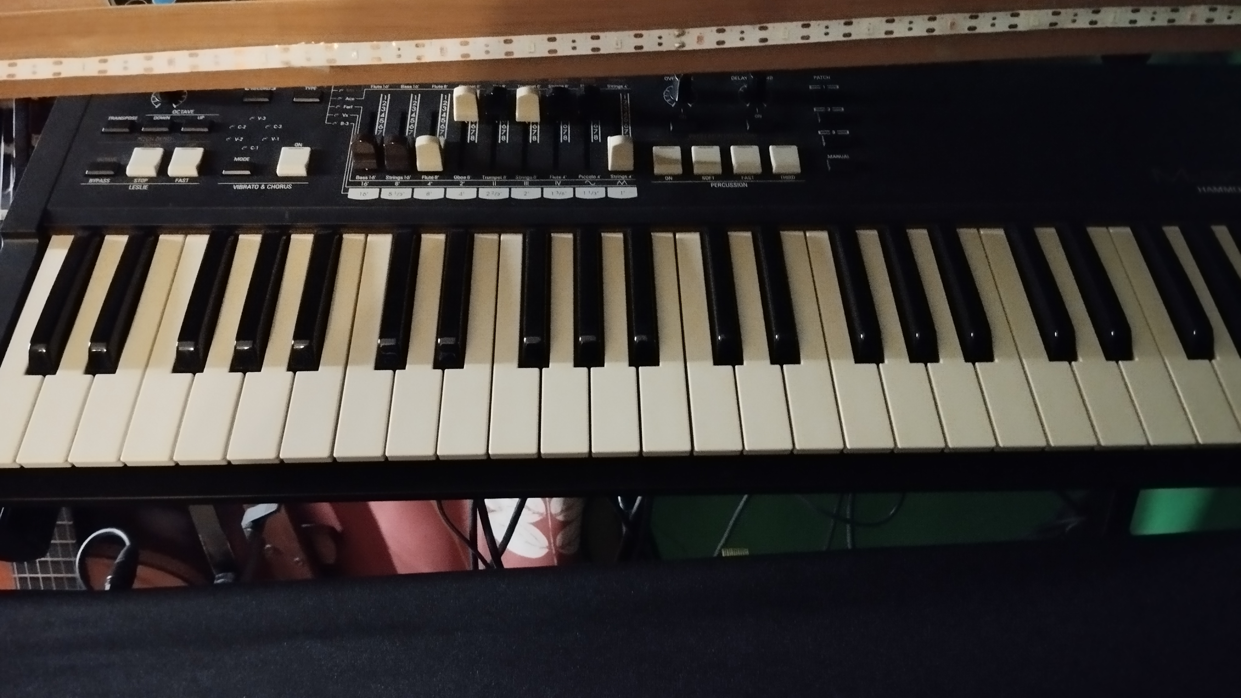 vends cause double emploi cet hammond d'un an sous garantie