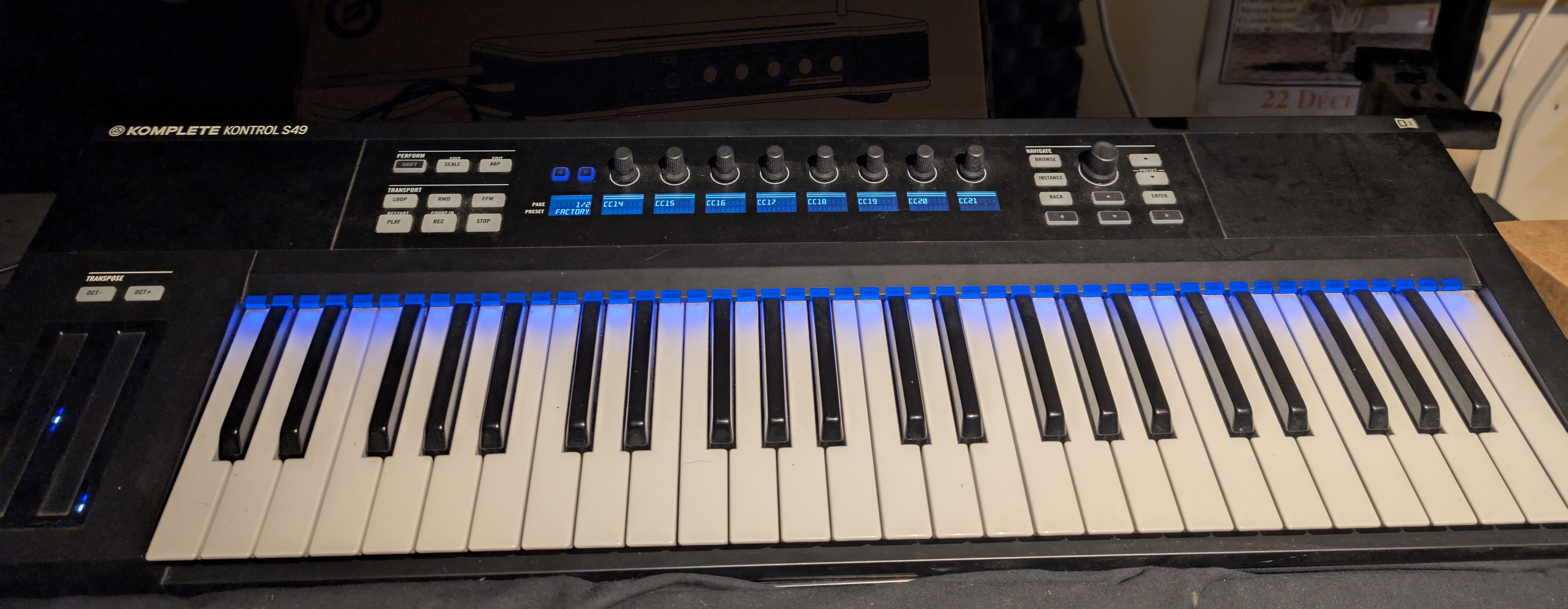 Vends clavier komplete kontrol S49 MK1