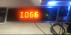 Vends processeur Behringer FX2000 3D FX