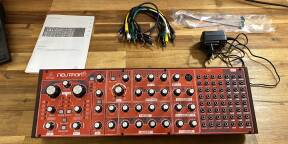 Synthétiseur semi-modulaire Behringer Neutron