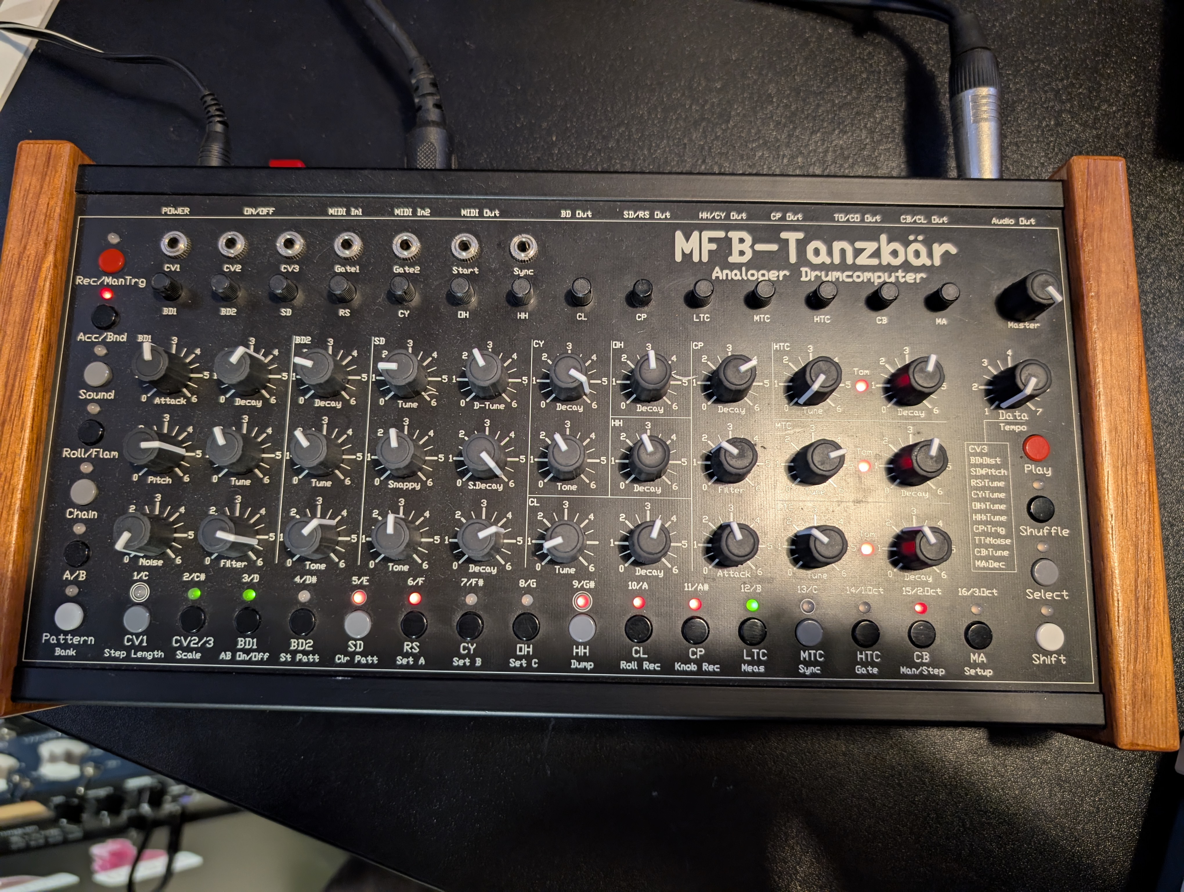 Vends MFB Tanzbar 1