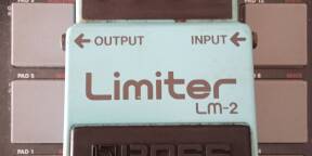 Vends pédale d'effets guitare BOSS LM-2