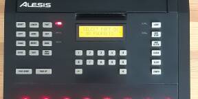 MMT-8 multi track midi recorder - Alesis