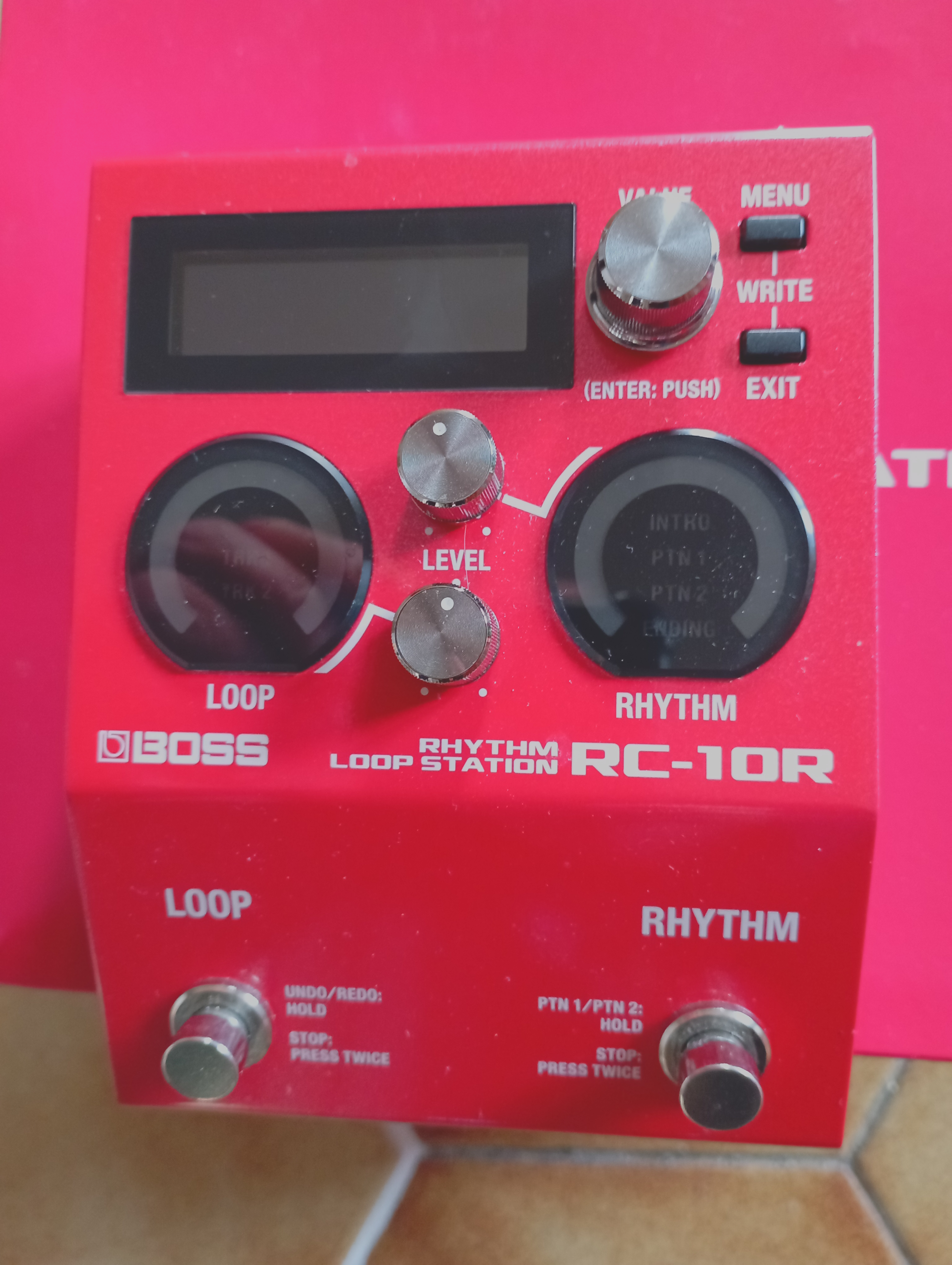 Vends Roland Boss RC-10R LOOPER et BOITE à RYTHME