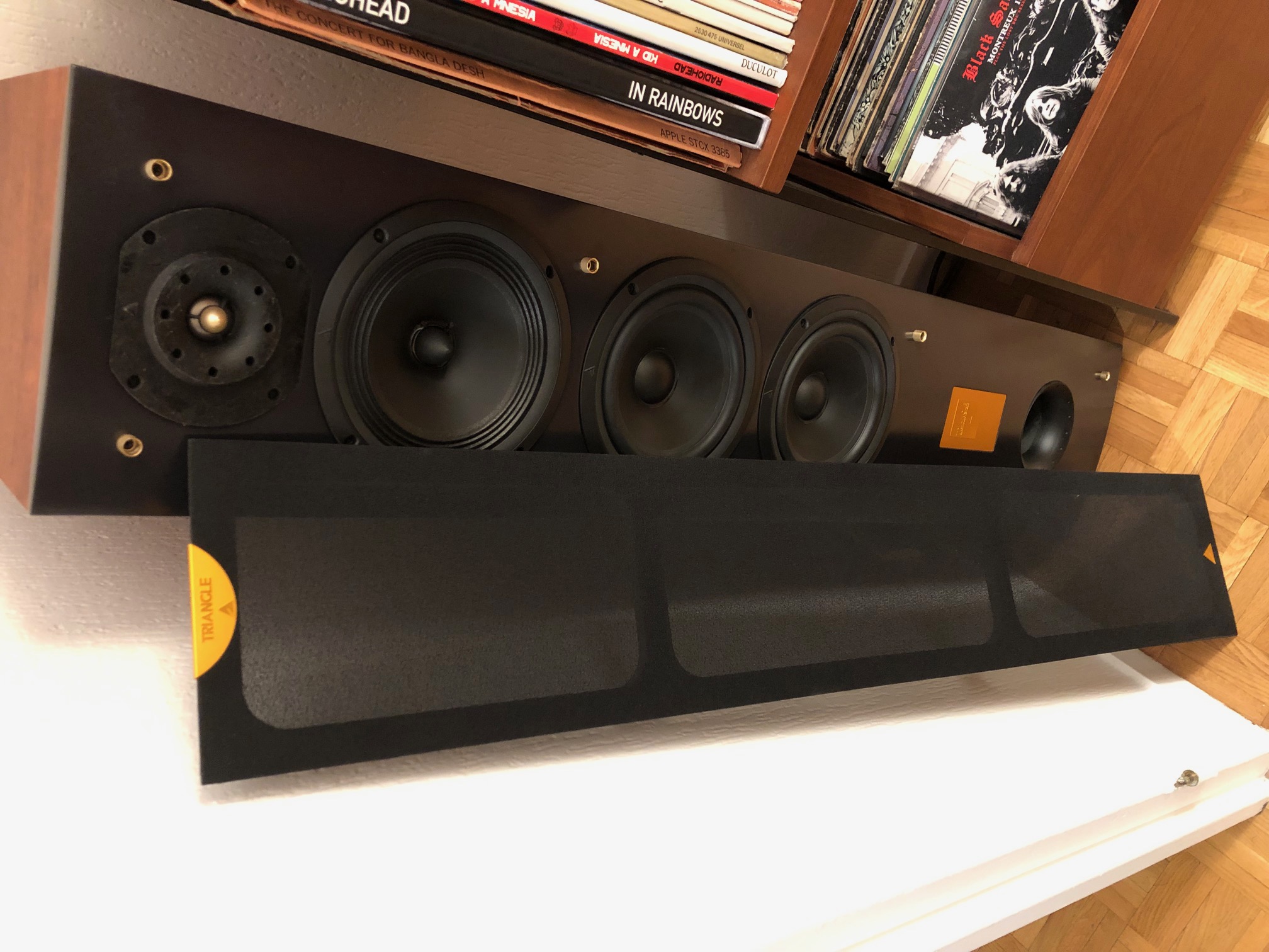 Vends enceintes colonnes Triangle Celius 202