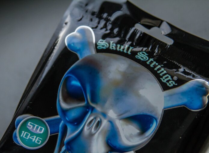 SkullStrings-11 SkullStrings-11