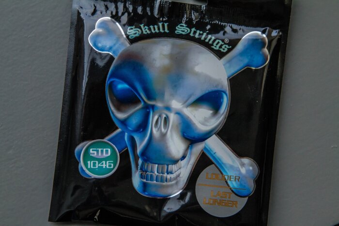 SkullStrings-12 SkullStrings-12