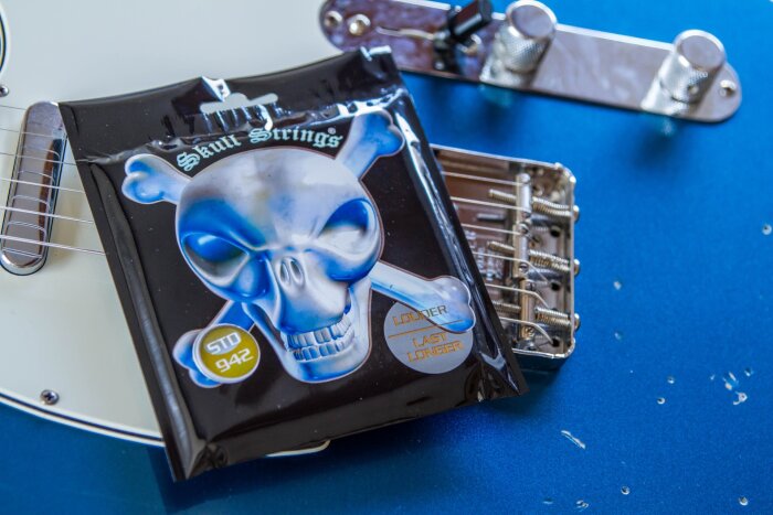 SkullStrings SkullStrings