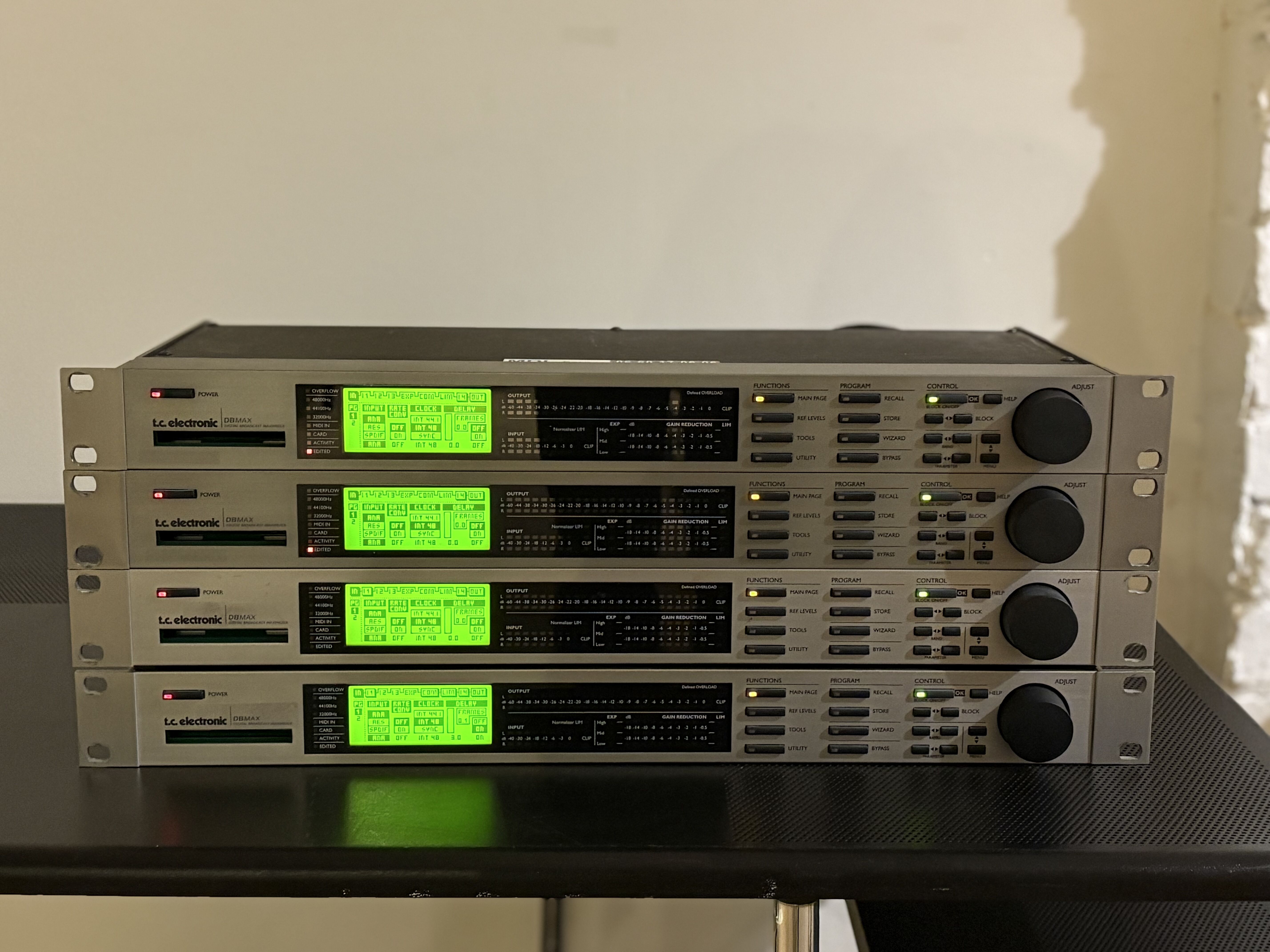 VENDS TC ELECTRONIC DBMAX DIGITAL BROADCAST MAXIMIZER II