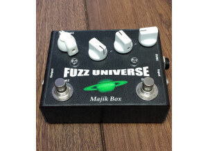 Majik Box Fuzz Universe (47530)