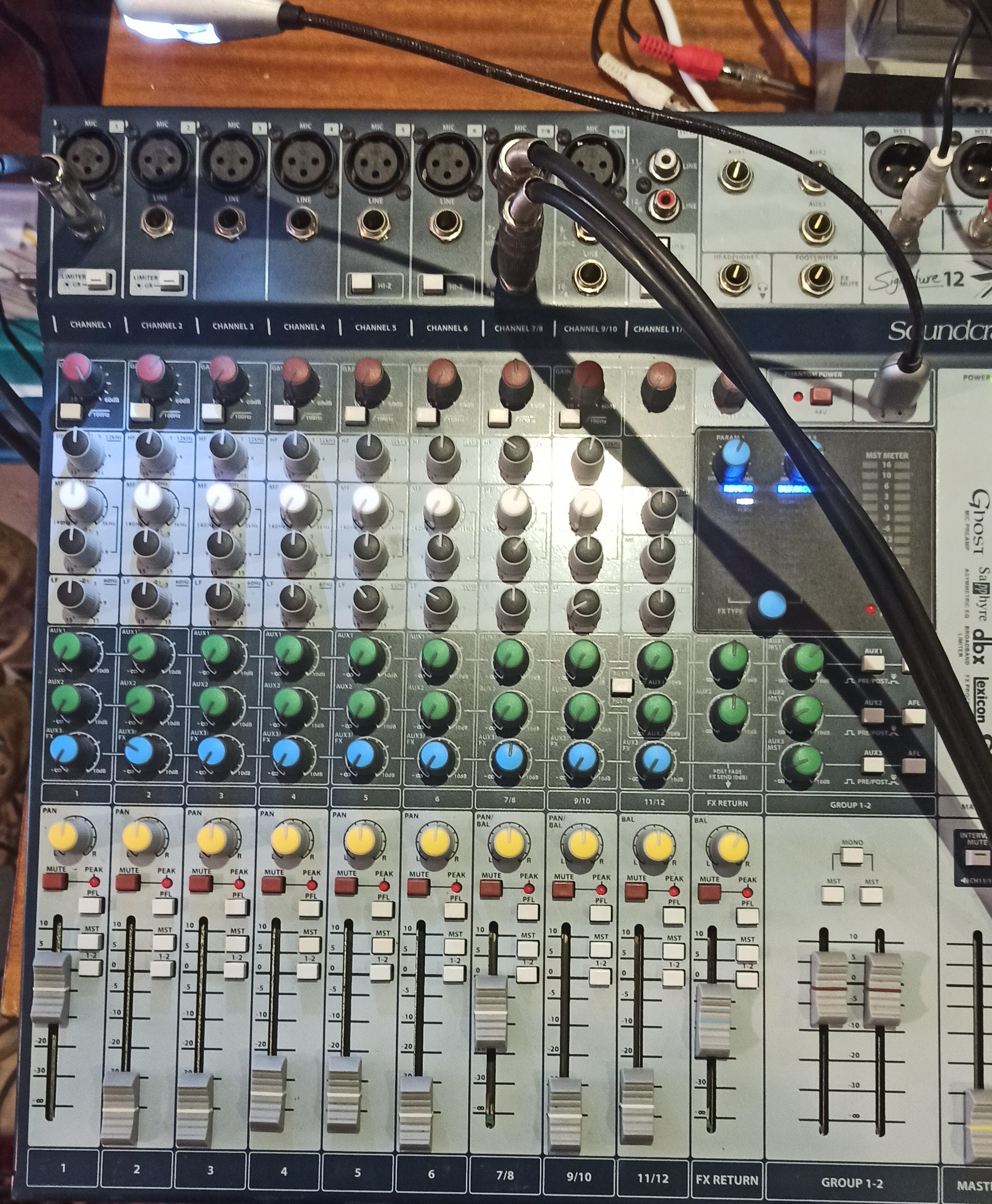 Vends table de mixage Soundcraft Signature 12 USB