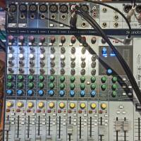Vends table de mixage Soundcraft Signature 12 USB