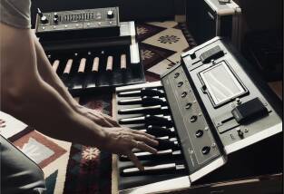 Behringer Toro