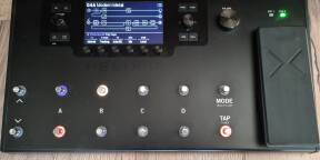 Line6 Helix LT + Sacoche / flycase / Pack IR&Preset