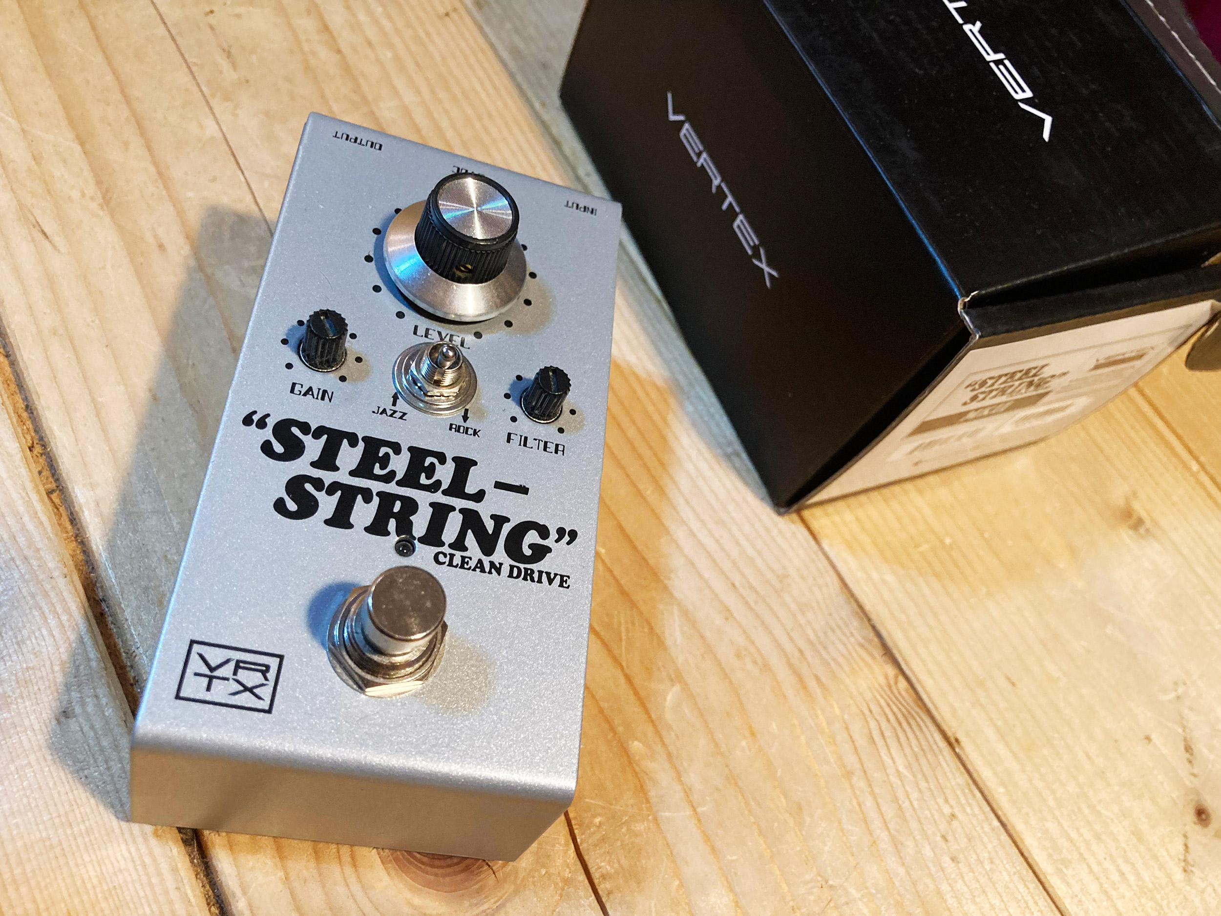 vends Vertex Steel String MKII Overdrive