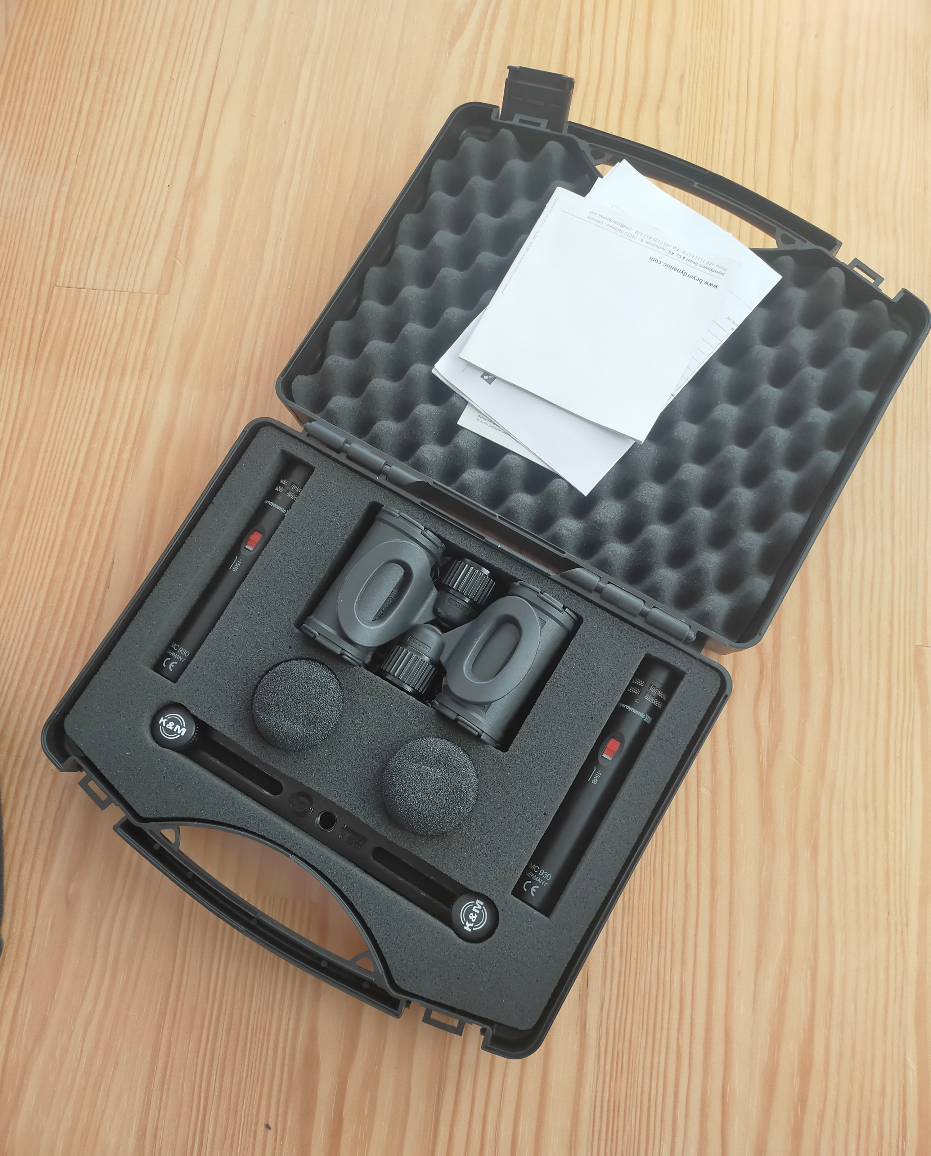 Paire de Beyerdynamic mc 930 COMME NEUFS