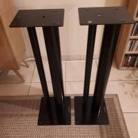 Vends paire de pieds d’enceinte Norstone Stylum 2 finition noir satin