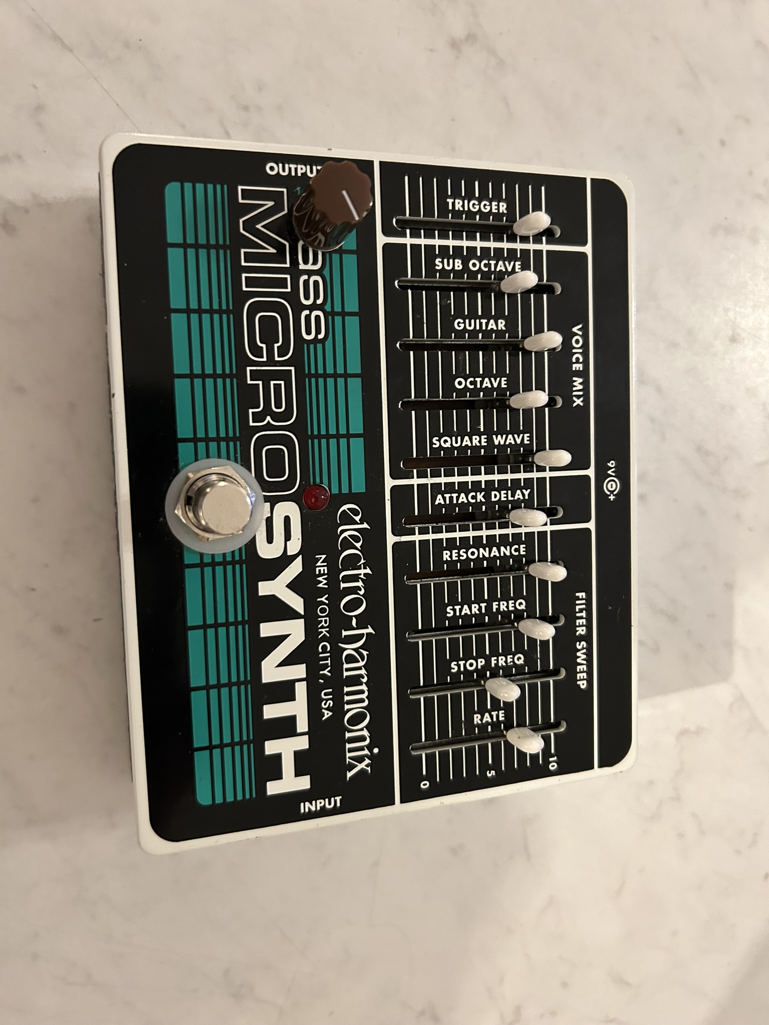 EHX bass micro synth