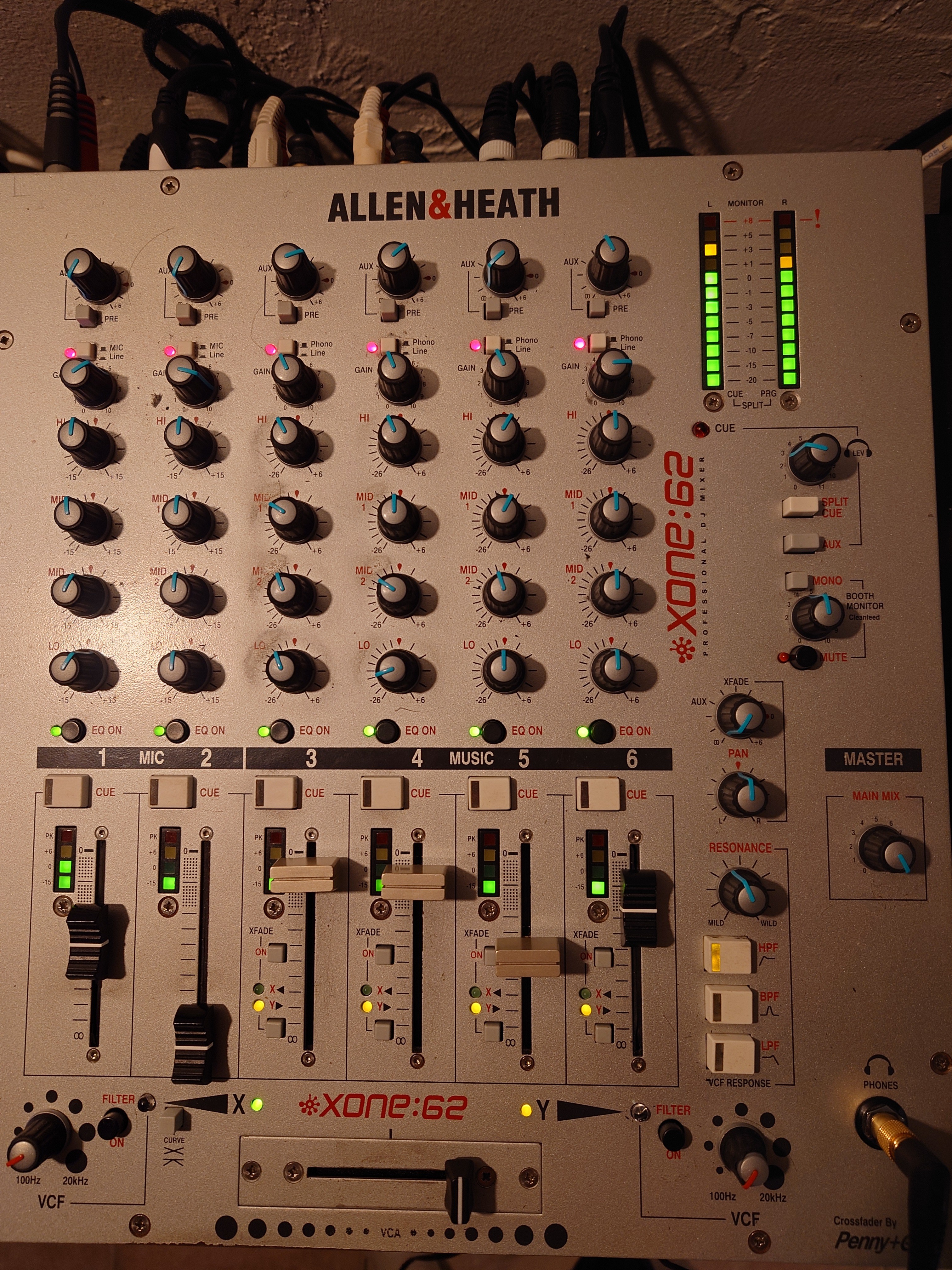 Table de Mixage DJ Allen & Heath Xone:62