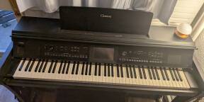 Yamaha Clavinova CVP 905 B