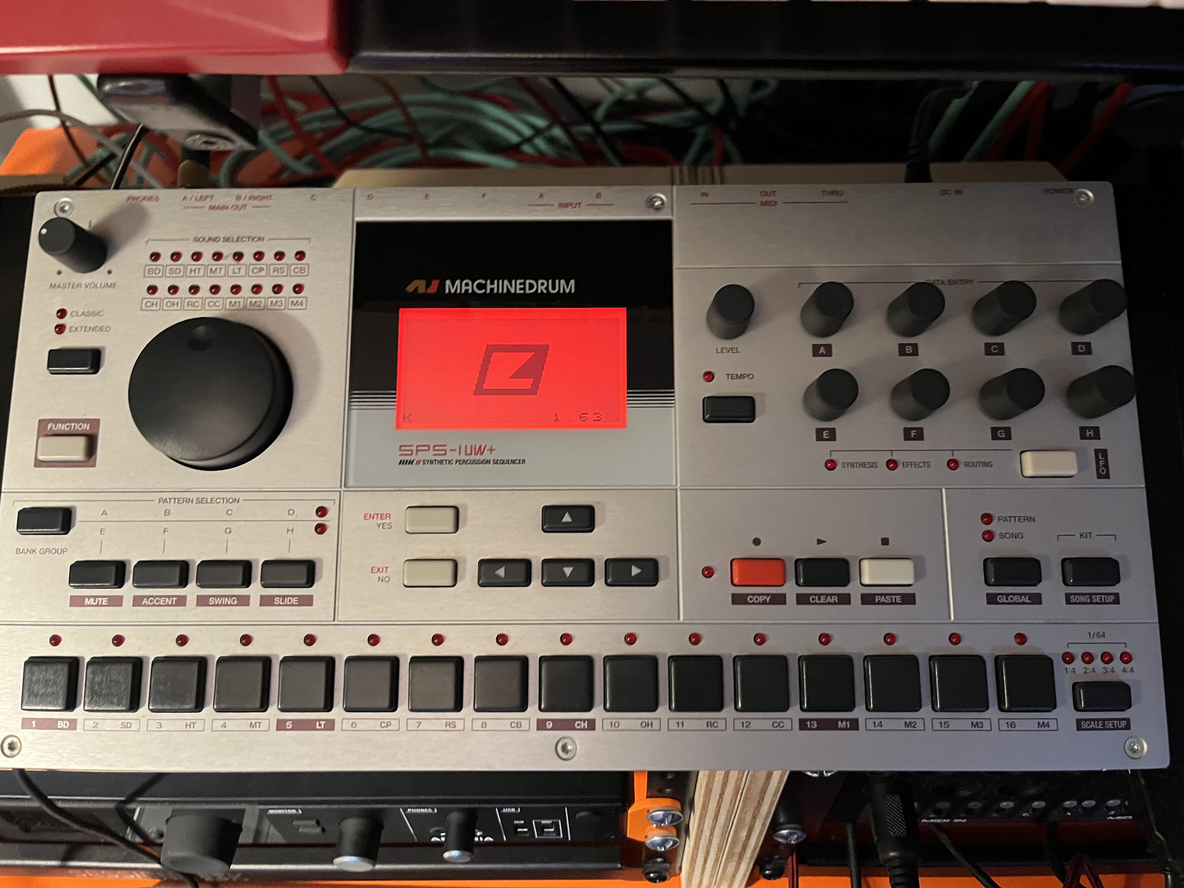 Machinedrum UW MK2 + drive