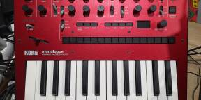 Korg Monologue rouge + tranfo + frais de port compris