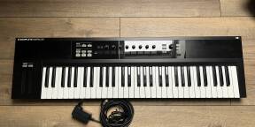 Vends Komplete Kontrol S61