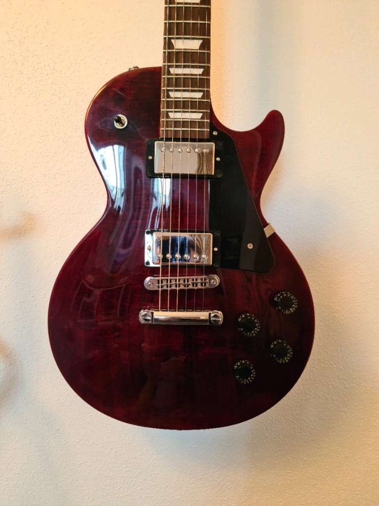 Gibson Les Paul Modern Rouge Vin Satiné – Excellent état + Housse d'origine