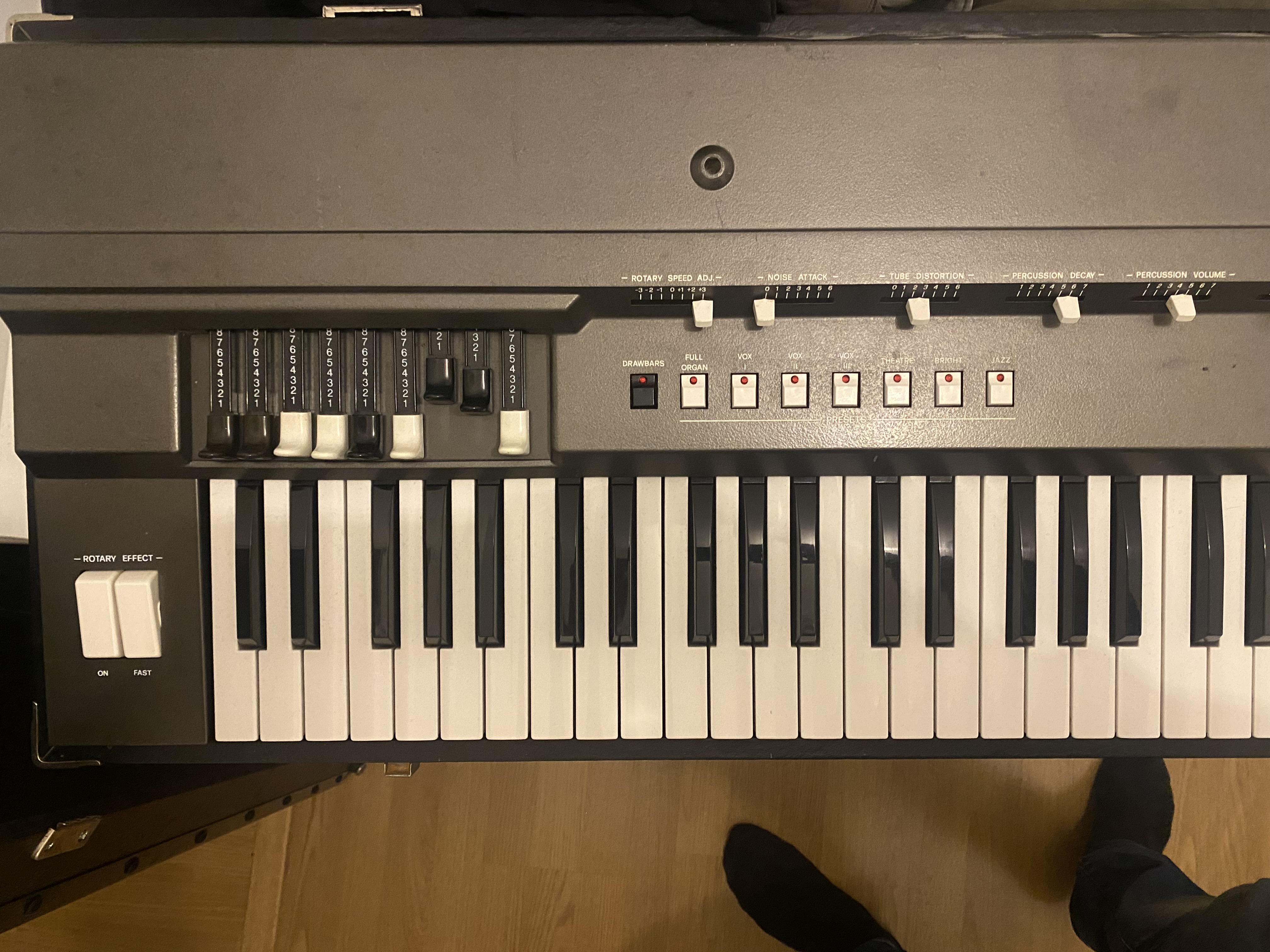 vends orgue analogique elka X50