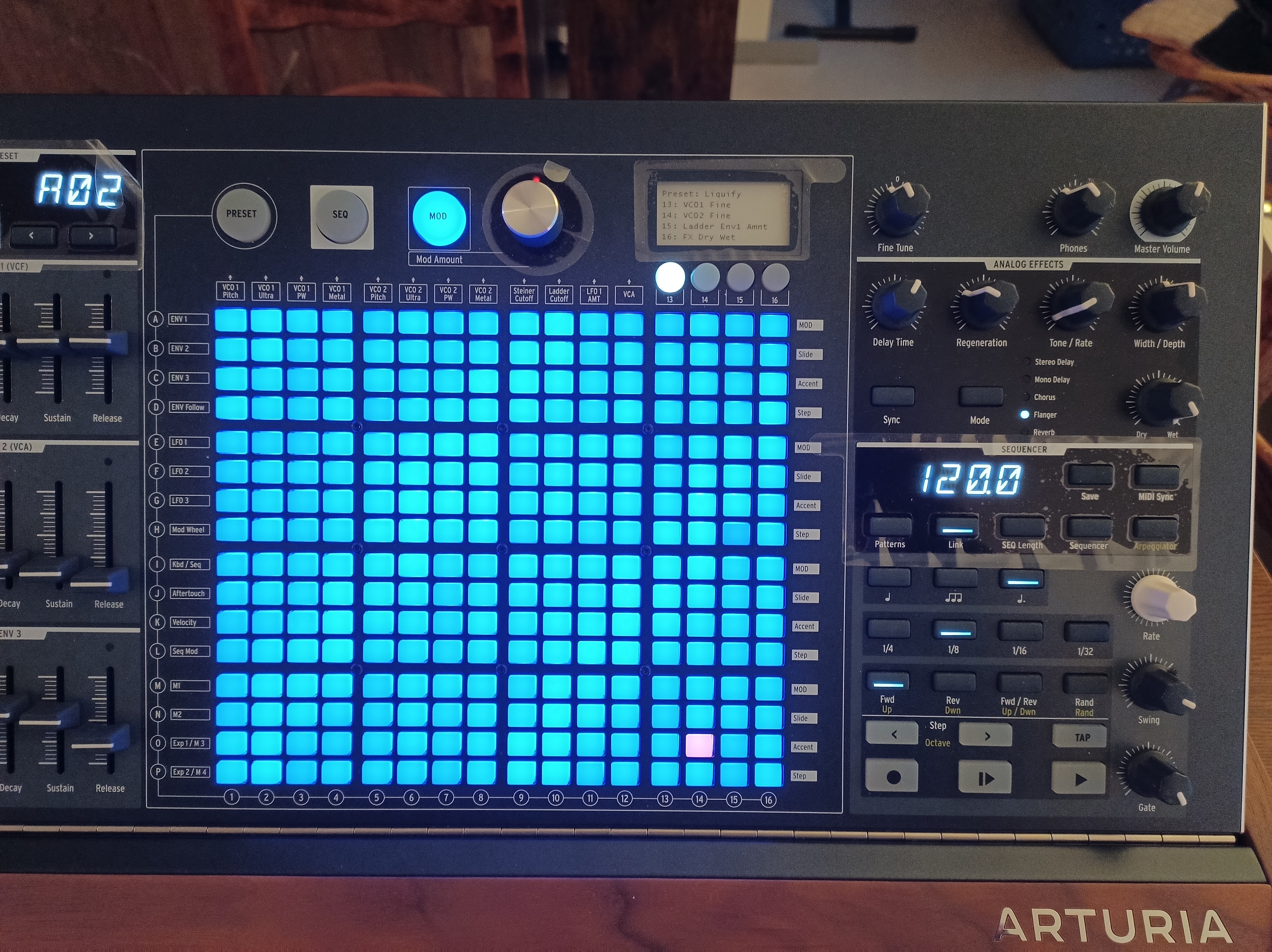 Arturia MatrixBrute (49319)