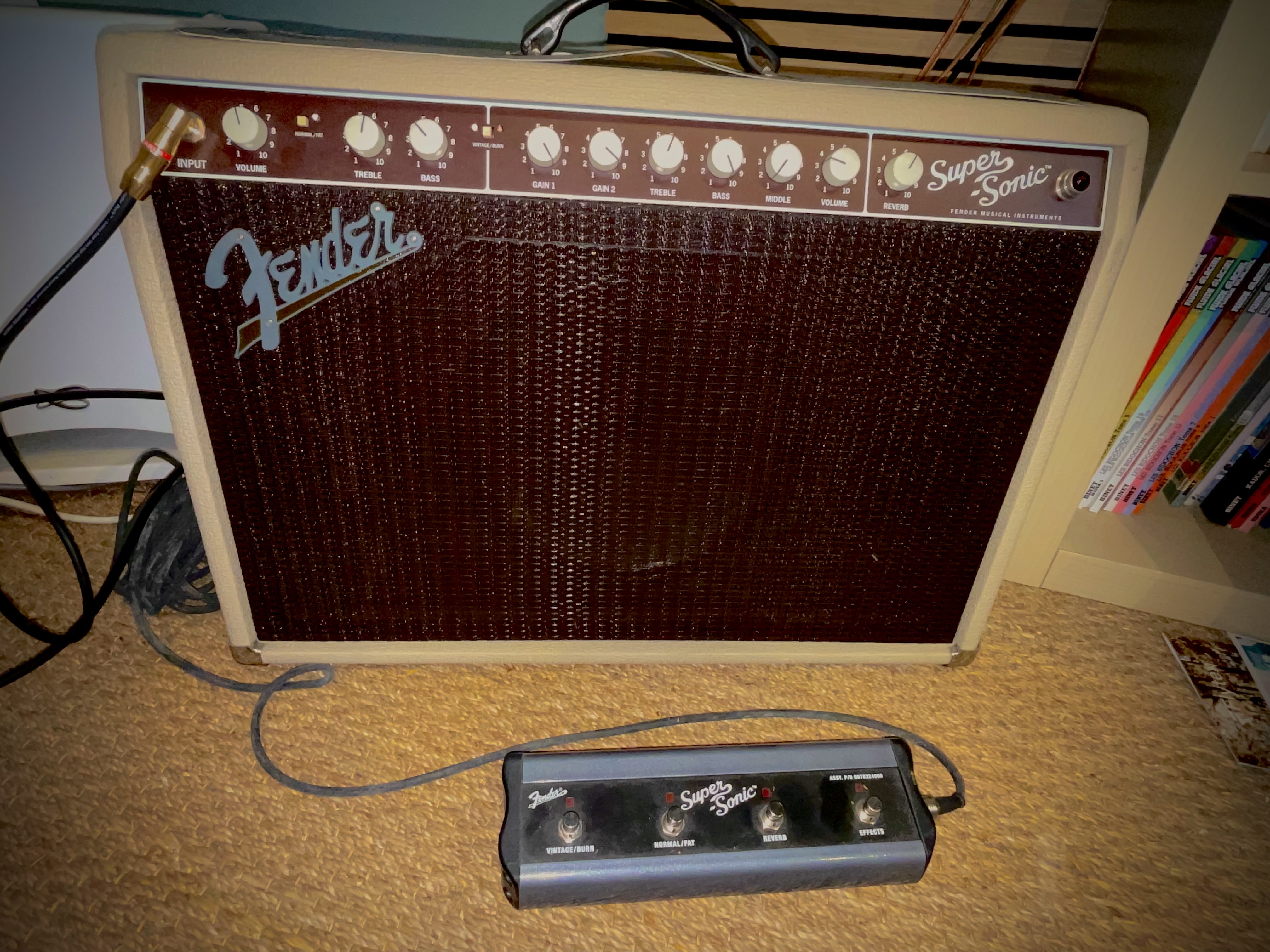 Fender Super-Sonic 22 (2022 Blonde) + footswitch 