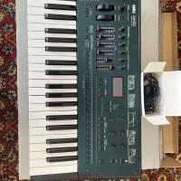 Vends Korg OP6 très bon état