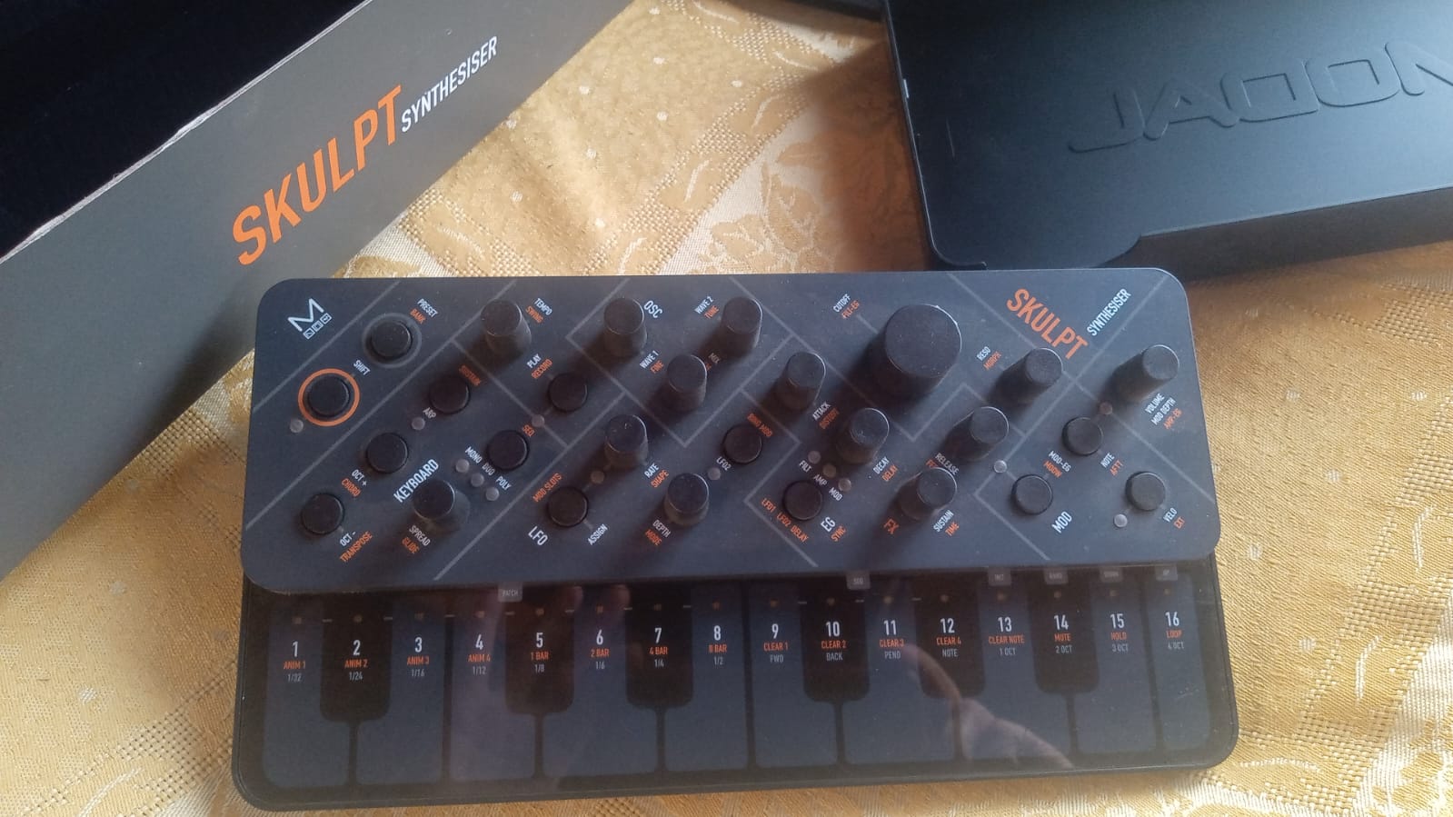 Modal Electronics SKULPT – Synthétiseur – Très bon état