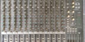 Vends mackie 1642 vlz pro