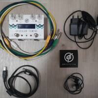 Vends Specular Tempus, comme neuve (complete) + Alimentation / Cables