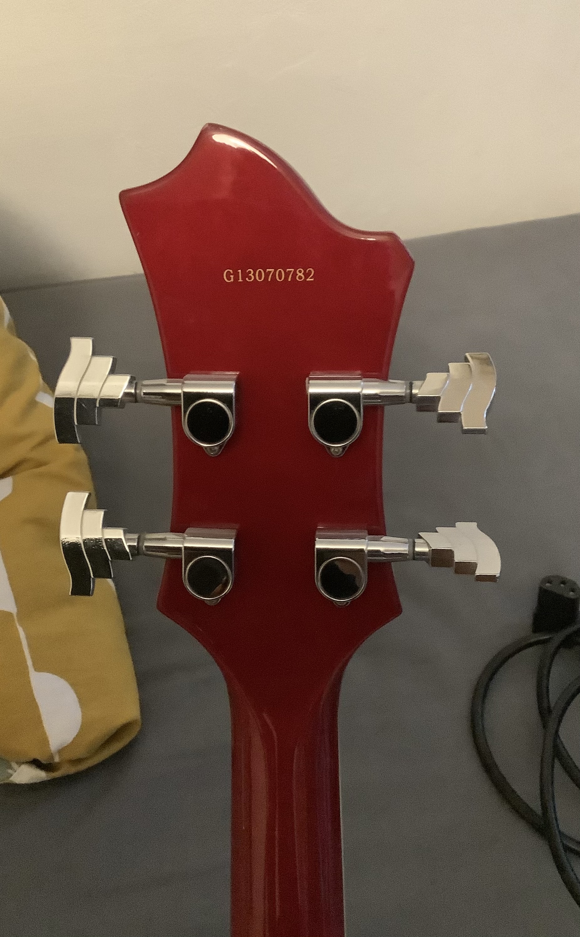 Hagstrom Viking Bass (10032)