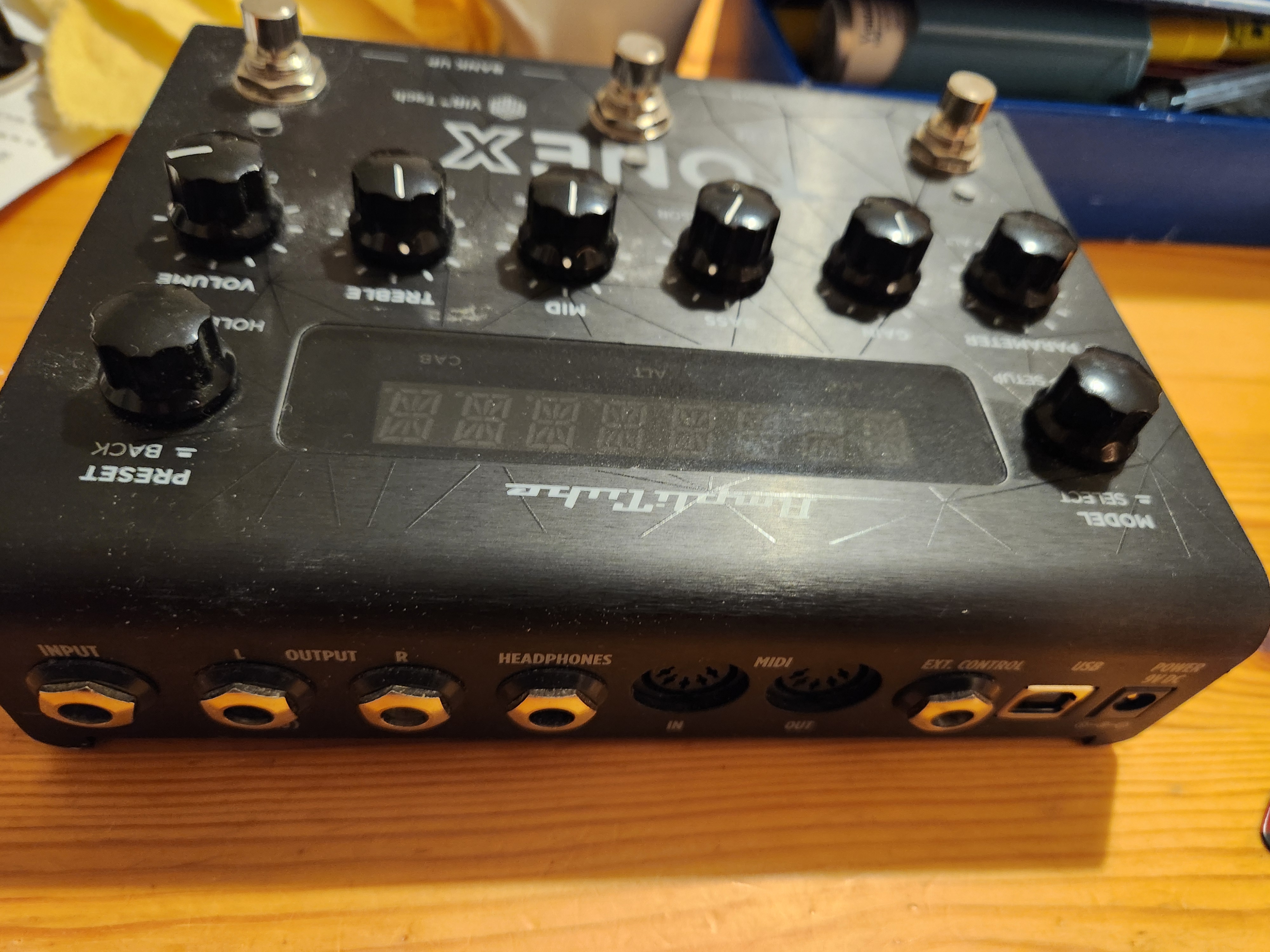 Vends Tonex Amplitube comme neuve 