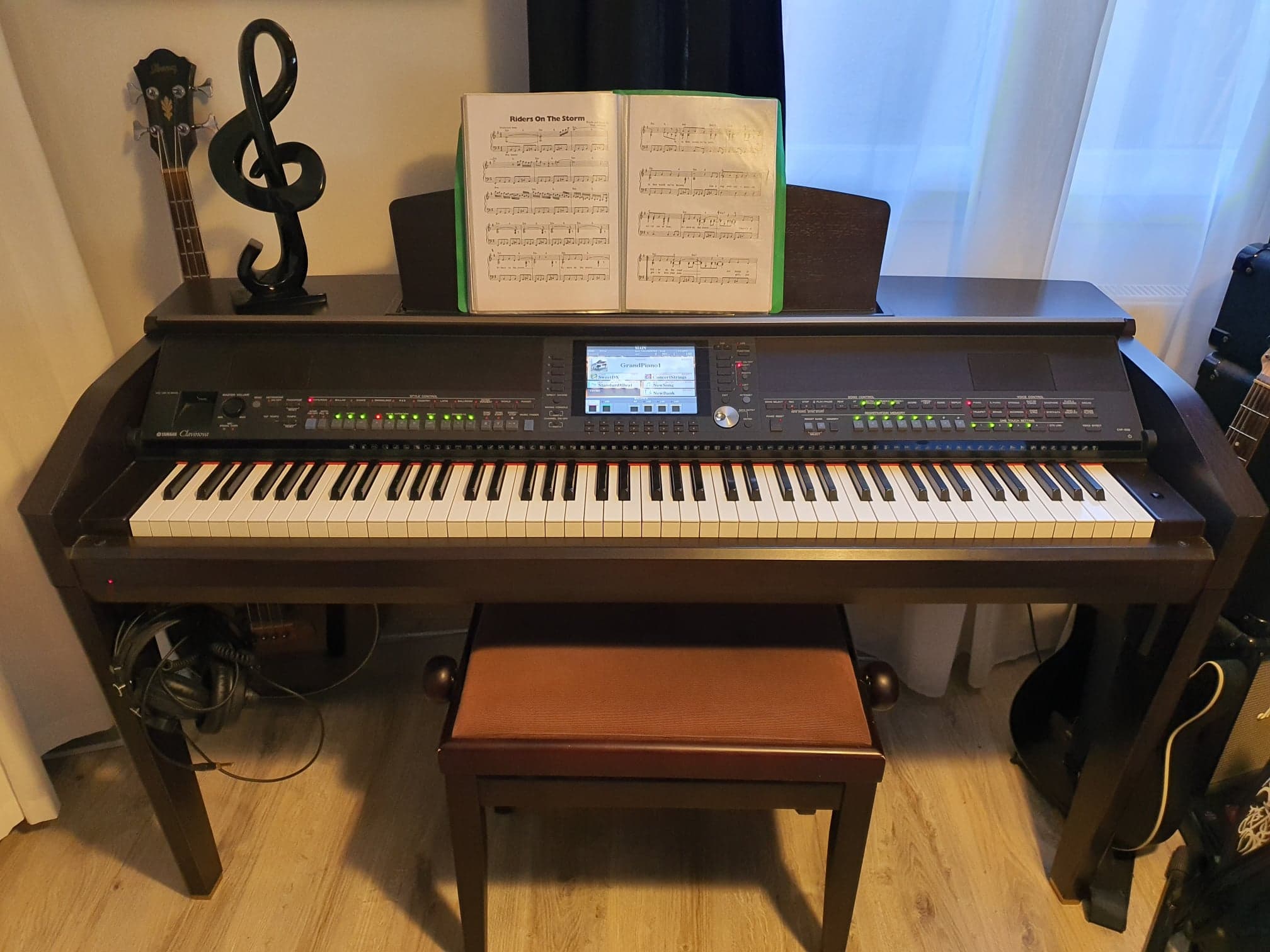 vends Yamaha Clavinova CVP-509