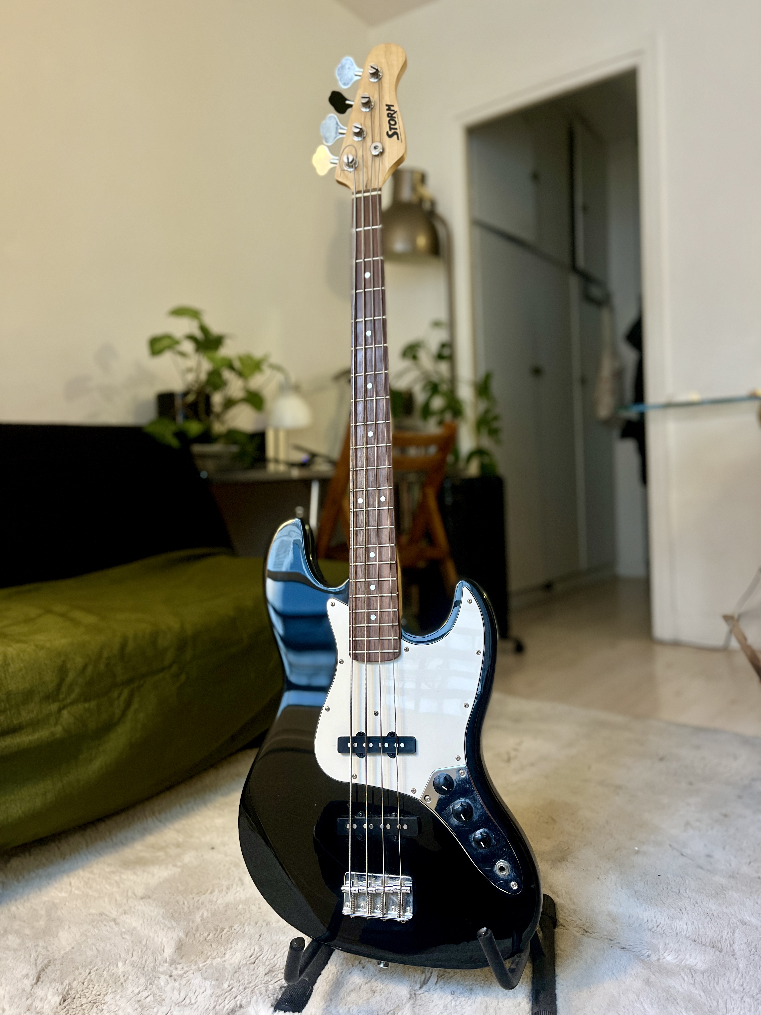 Basse électrique STORM