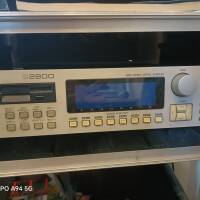 Sampler Akai S2800 en parfait état + flight