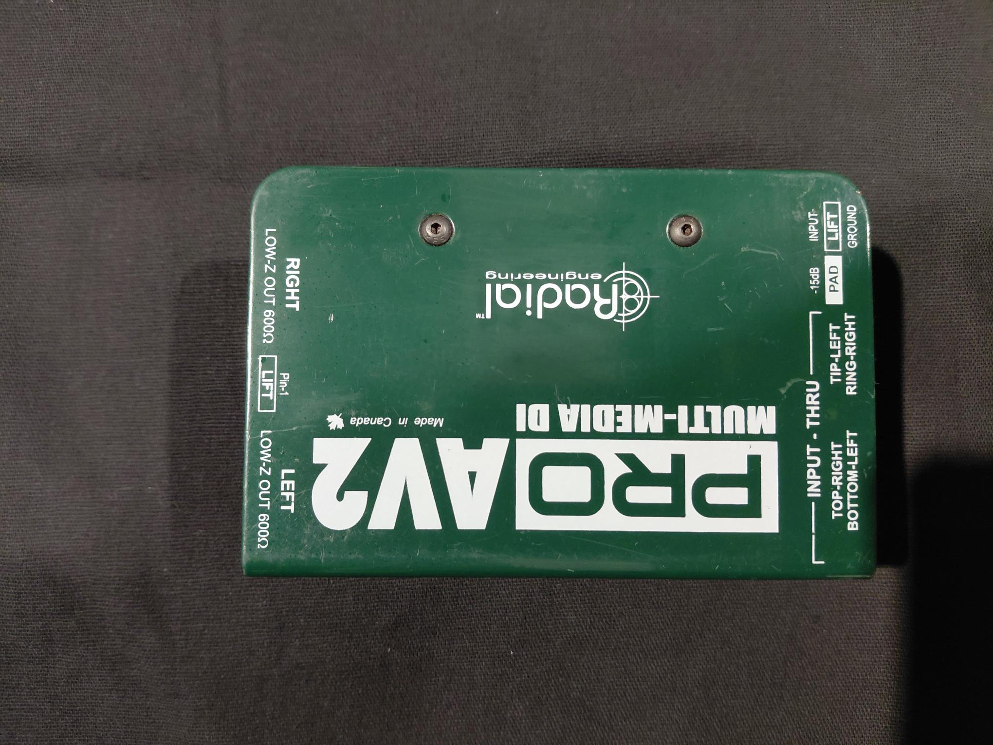 Vends Radial PRO AV2 boite direct Stéréo passif