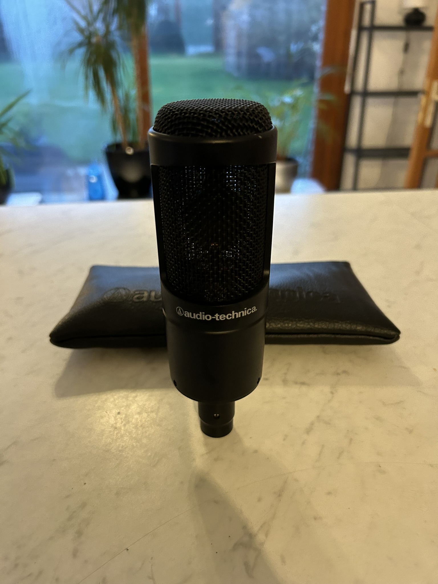 audio technica AT2035