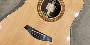 Guitare acoustique dreadnought FURCH RED D-SR