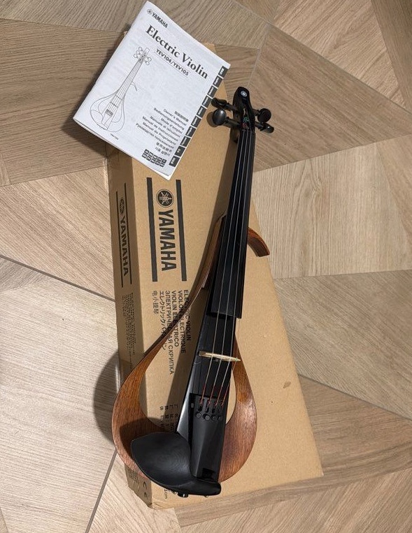 Violon électrique yamaha yev104