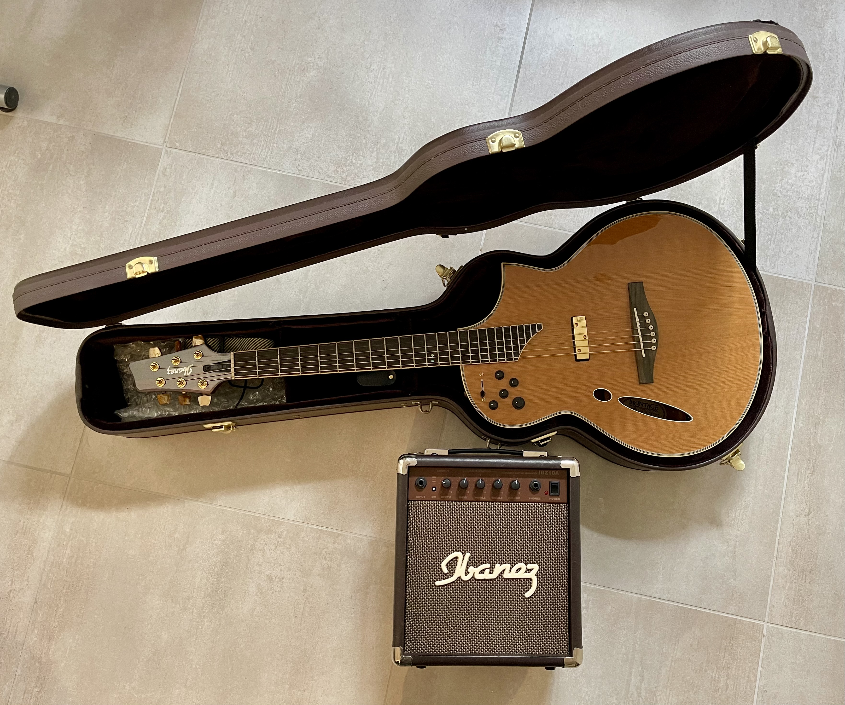 RARE guitare électro-acoustique IBANEZ MSC700NT natural série Montage et ampli Ibanez 30 Watts comme neuve