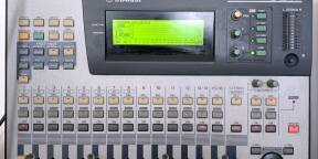 Table de Mixage 16 entrées YAMAHA 01 V