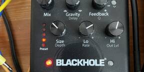 Vends cette pédale, en tres bon état, comme neuve.