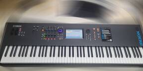 moDX8 + stand X + housse