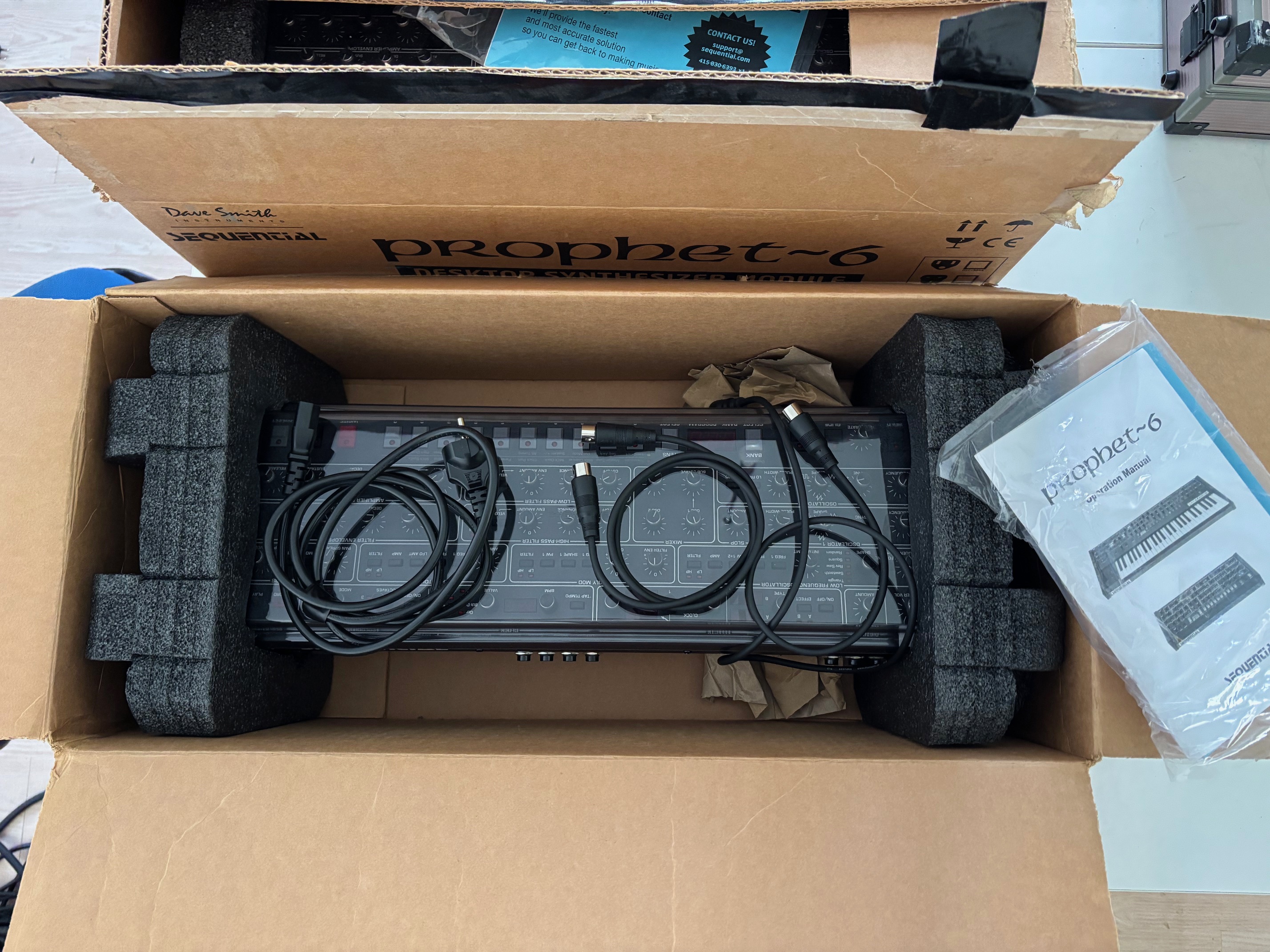 2 PROPHET-6 M à vendre