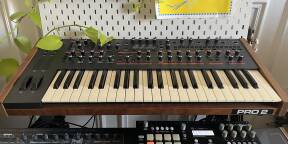 Synthétiseur culte : Dave Smith Pro 2 - Le Monstre Hybride ?